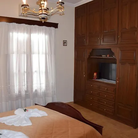 Center Cycladic House