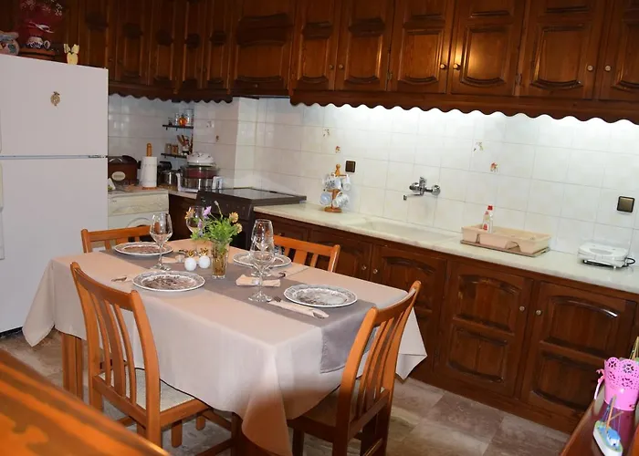 Center Cycladic House * Науса