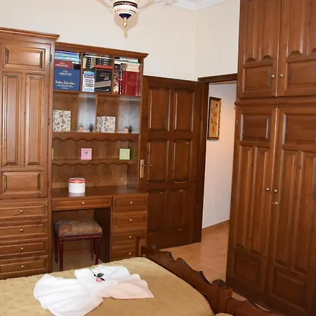 Center Cycladic House Apartmán *