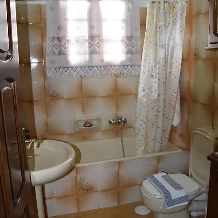 Center Cycladic House Nausa