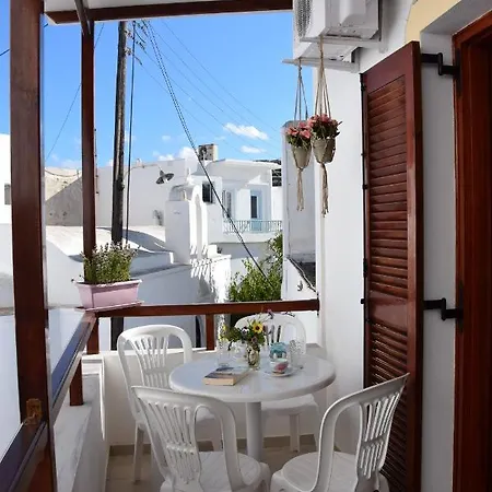 Center Cycladic House ناوسا
