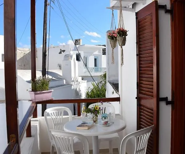 Center Cycladic House Naousa (Paros)